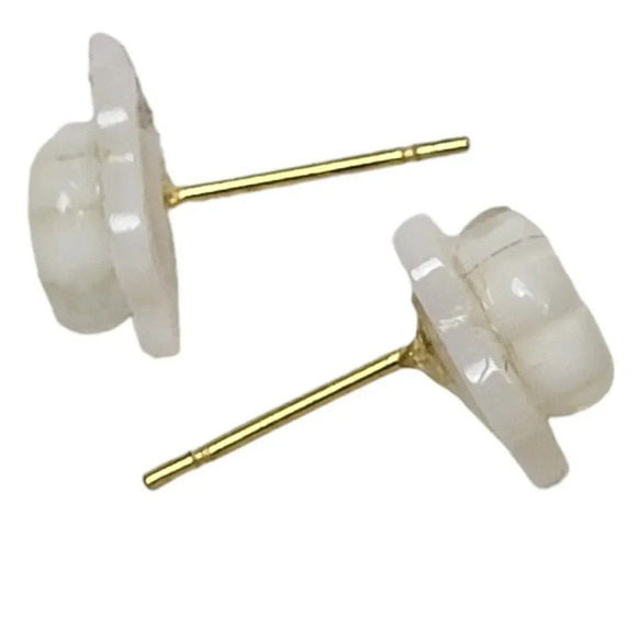 Hibiscus Flower Shell Natural White Mother of Pearl Lampwork Stud Earrings - Picture 2 of 4